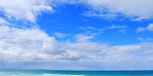 4. The Longest Beach in the Southern Hemisphere - Struisbaai Plaat